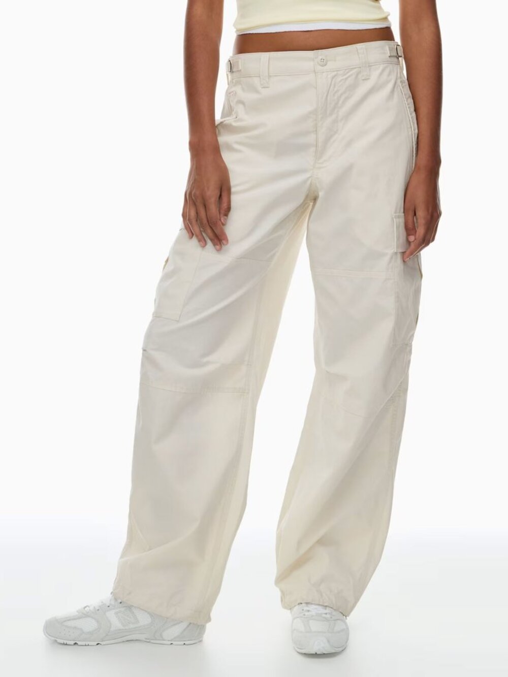 Aritzia TNA Supply Cargo Pants in Birch size 2